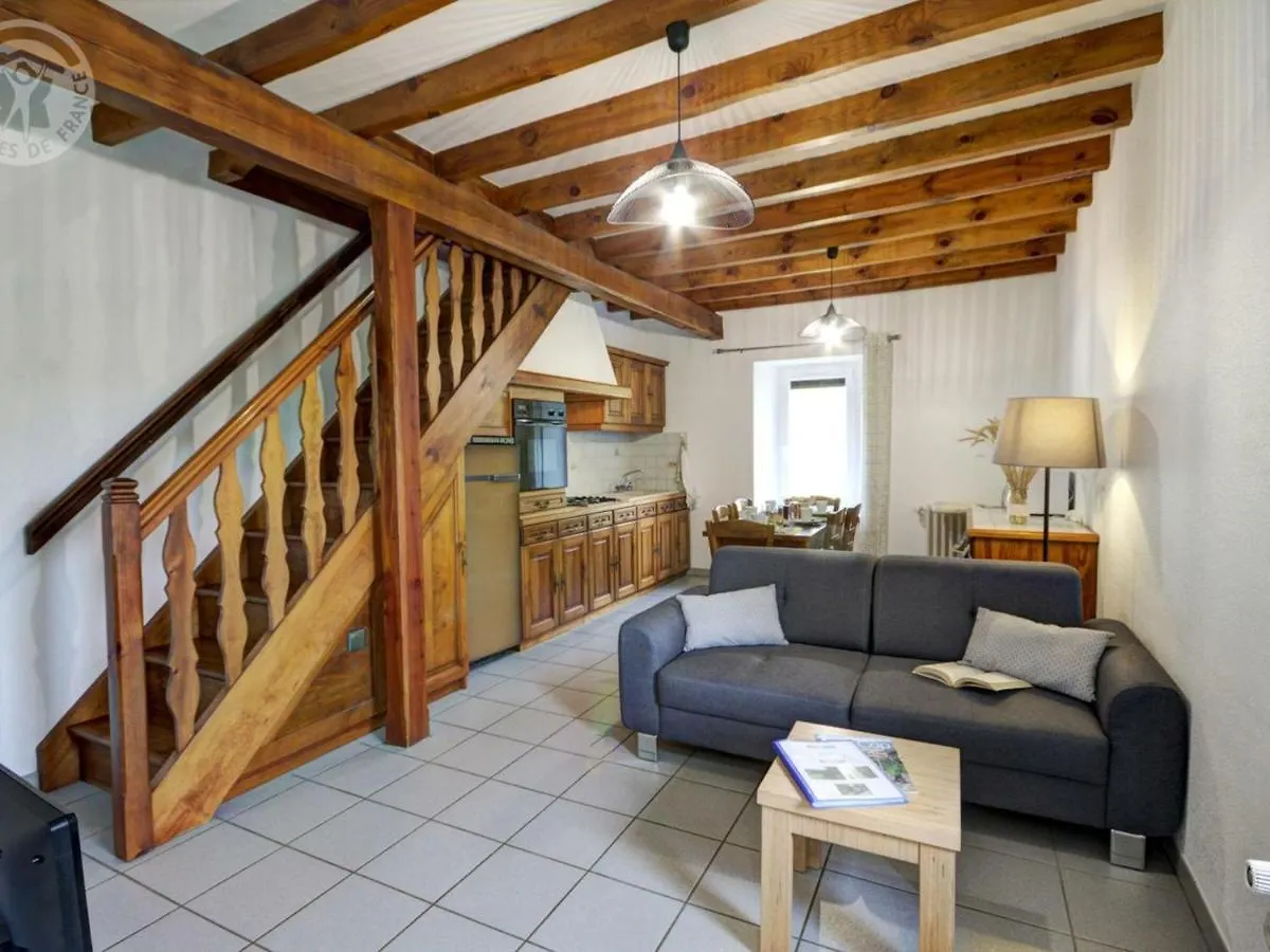 Holiday home Gite Au Calme Avec Terrasse, Bbq, Ping-Pong, Rando/Vtt, Proche St-Bonnet-Le-Chateau, Wifi Gratuit - Fr-1-496-122 Apinac