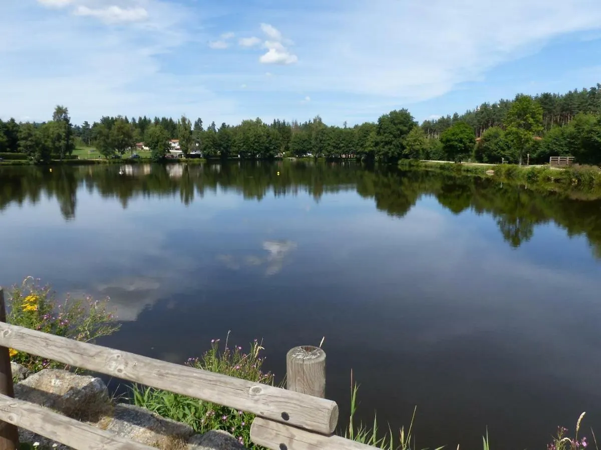 Gite Au Calme Avec Terrasse, Bbq, Ping-Pong, Rando/Vtt, Proche St-Bonnet-Le-Chateau, Wifi Gratuit - Fr-1-496-122 Apinac